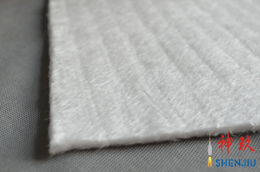 石英纤维针刺毡的收缩率和导热系数