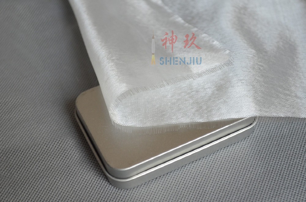 石英纤维和玻璃纤维有什么不同？